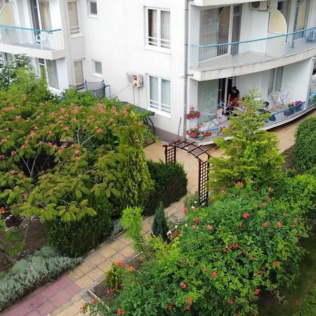 Lilia Guest House Несебир Екстер'єр фото