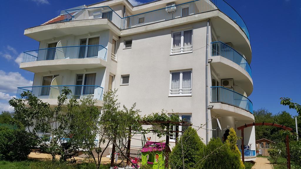 Lilia Guest House Несебир Екстер'єр фото