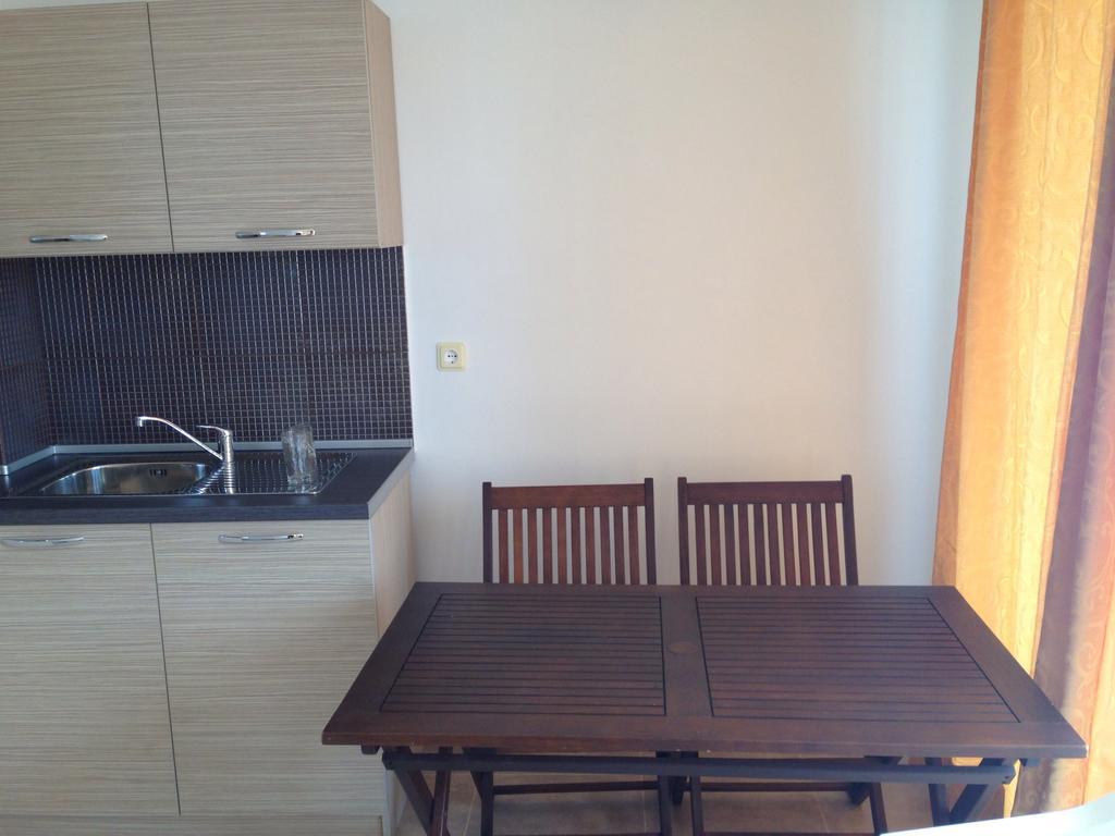 Lilia Guest House Несебир Номер фото