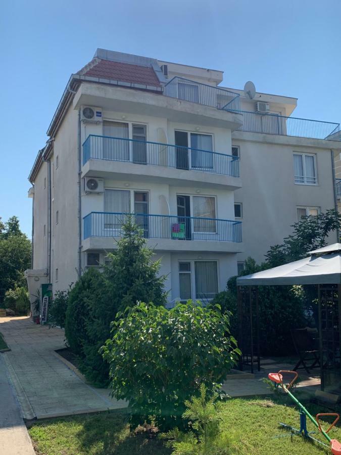 Lilia Guest House Несебир Екстер'єр фото