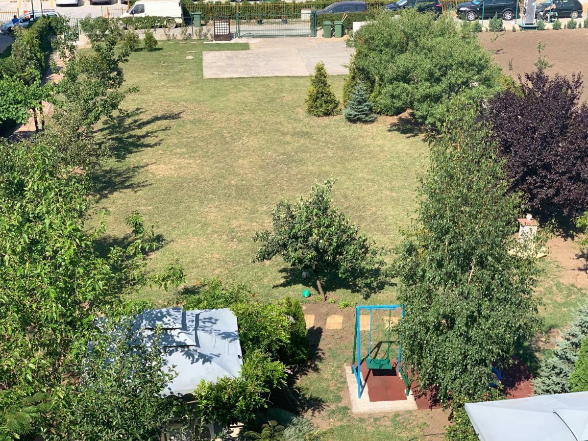 Lilia Guest House Несебир Екстер'єр фото