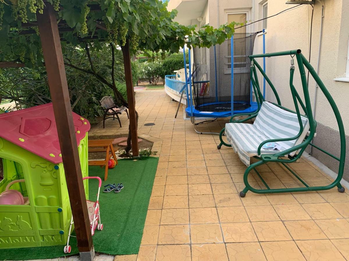 Lilia Guest House Несебир Екстер'єр фото