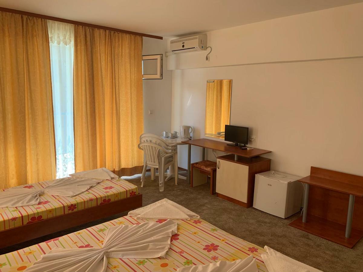 Lilia Guest House Несебир Екстер'єр фото