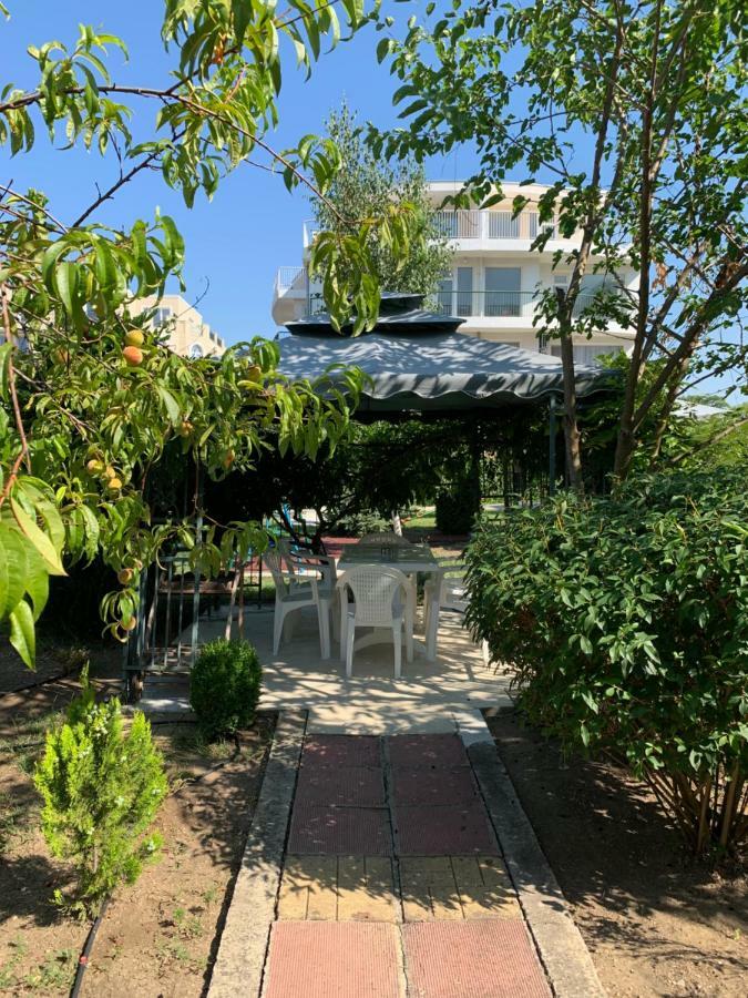 Lilia Guest House Несебир Екстер'єр фото