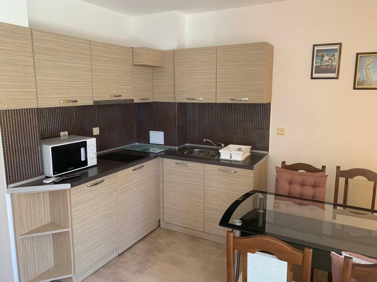 Lilia Guest House Несебир Екстер'єр фото